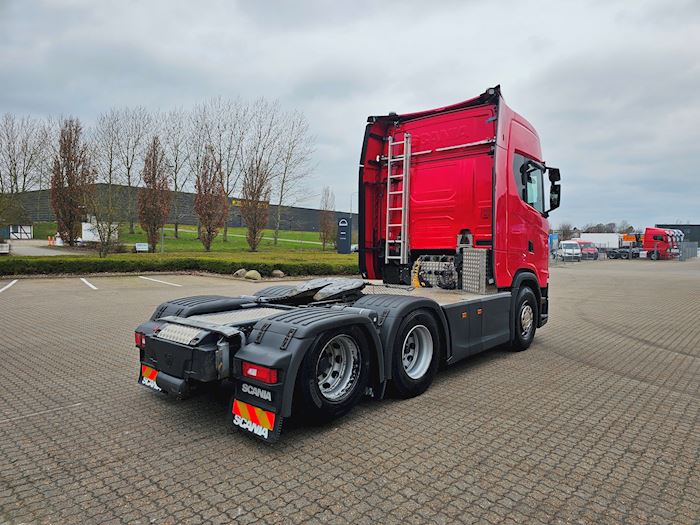 Image 9 - Scania S500 6x2 Tractor