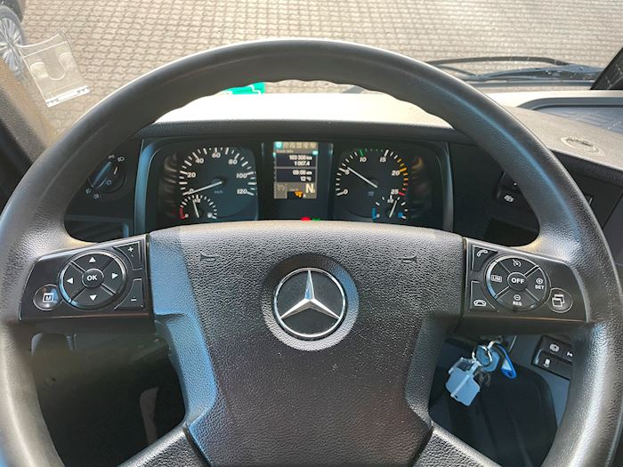 Bild 6 - Mercedes Antos 2546 6x2 Euro 6 Abroller