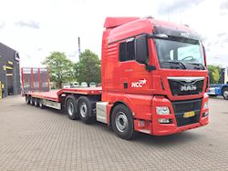 NCC TGX med Fliegl trailer, 