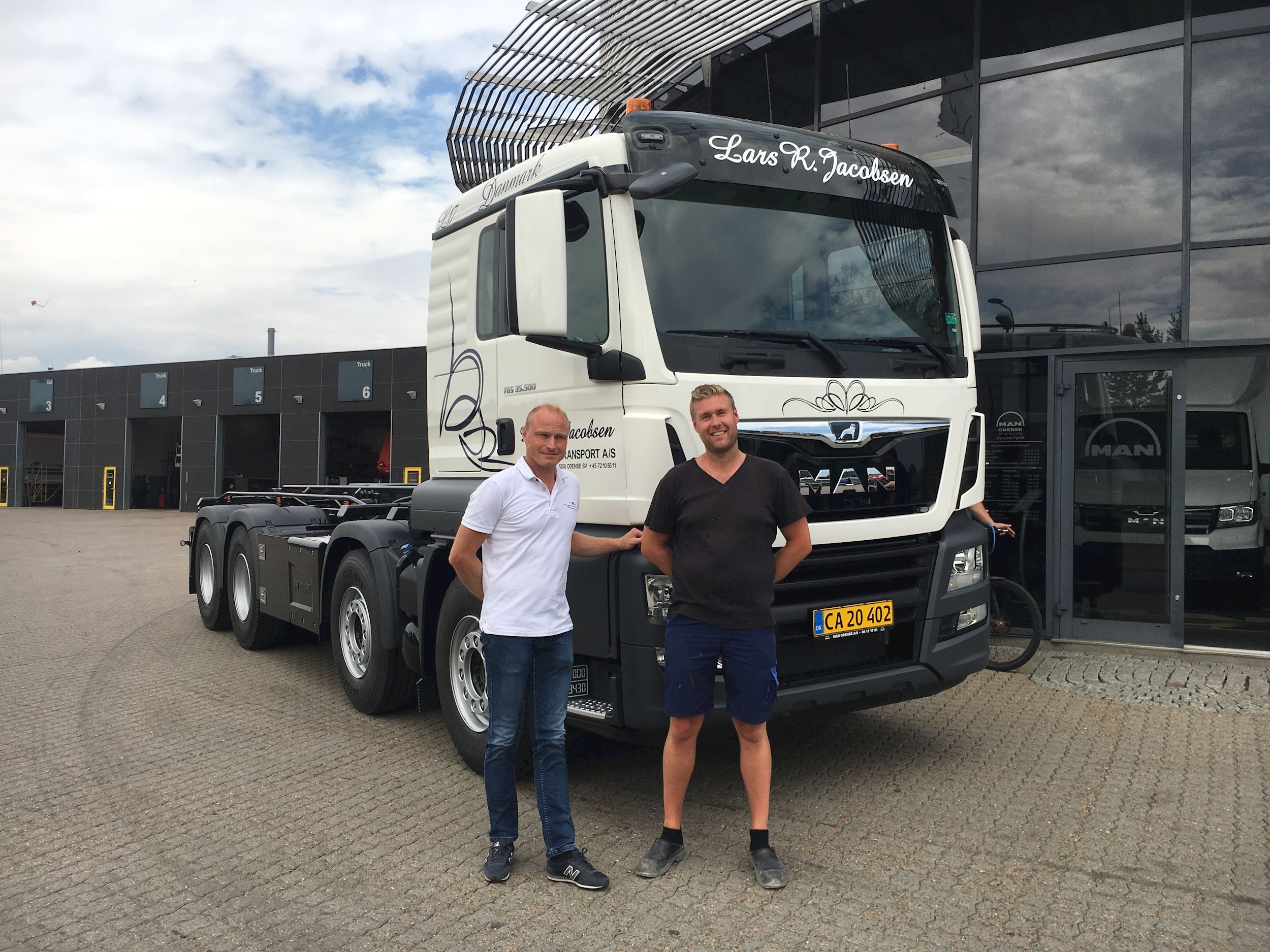 Ny MAN TGS 35.500 til Lars R. Jacobsen Transport A/S 