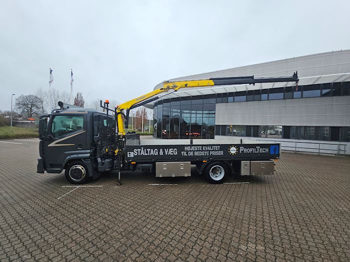 Bild 2 - Renault D-Serie Autokran/Kranfahrzeug