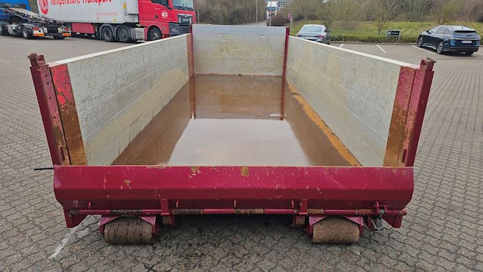 Bild 4 - HMF Pendellad 6,5 m Alusider Ladopbygninger