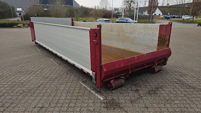 Bild 3 - HMF Pendellad 6,5 m Alusider Ladopbygninger