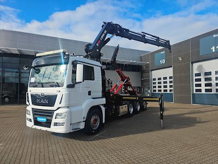 MAN TGS 35.500, Hejs/kran