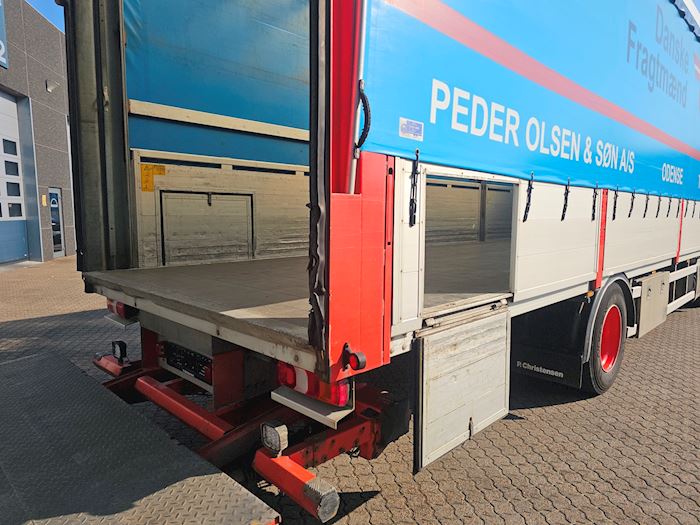 Billede 15 - Mercedes Antos 1827 Presenning