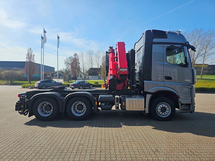 Bild 16 - Mercedes Arocs 2653 6x4 40 T/mtr. Autokran/Kranfahrzeug