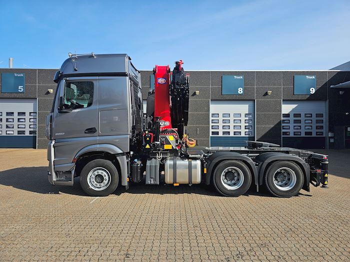 Bild 4 - Mercedes Arocs 2653 6x4 40 T/mtr. Autokran/Kranfahrzeug