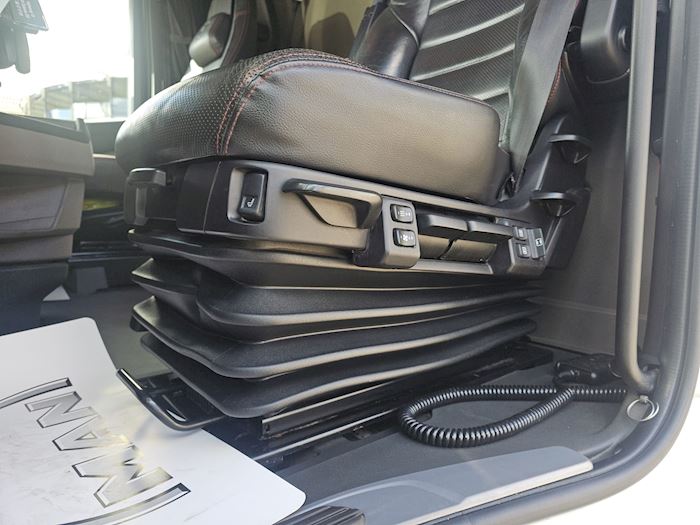 Billede 23 - Scania S650 6x2 32 T/mtr. kran Kran