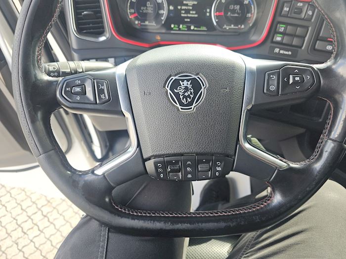 Billede 30 - Scania S650 6x2 32 T/mtr. kran Kran