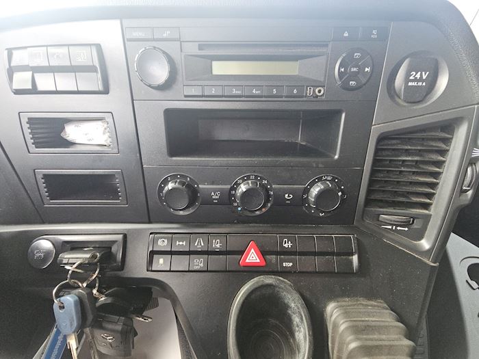 Billede 14 - Mercedes Antos 1827 Presenning
