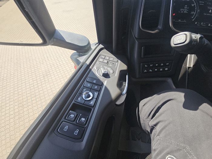 Bild 28 - Scania R540 6x2 Sattelzugmaschine