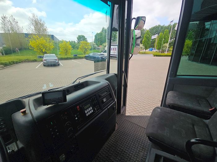 Bild 19 - Mercedes Econic 2629 6x2-4 Müllfahrzeug
