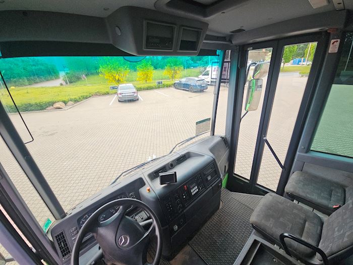 Bild 18 - Mercedes Econic 2629 6x2-4 Müllfahrzeug