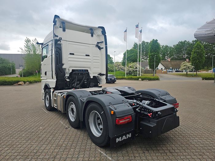 Image 3 - MAN TGX 26.520 Tractor