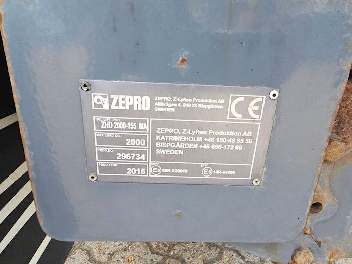 Image 16 - Volvo FM340 Closed box