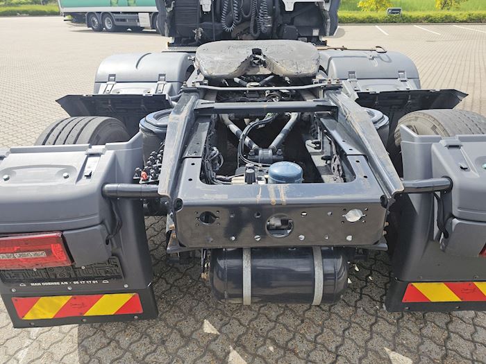 Image 12 - MAN TGX 26.510 6x2 Tractor