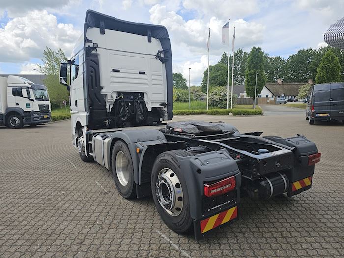 Image 3 - MAN TGX 26.510 6x2 Tractor