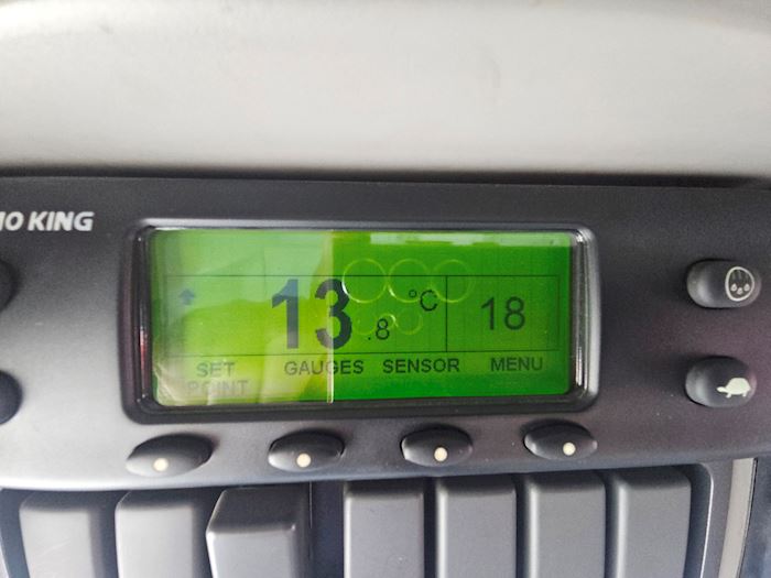 Image 31 - Volvo FE320 Fridge