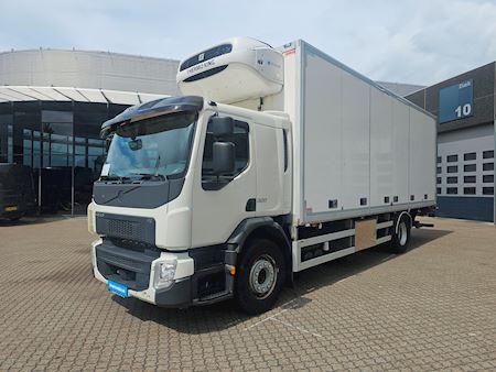 Volvo FE320, Fridge