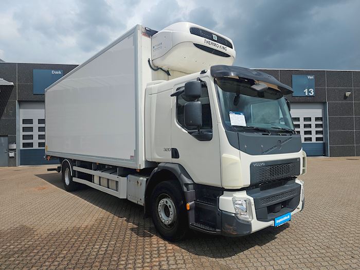 Image 2 - Volvo FE320 Fridge