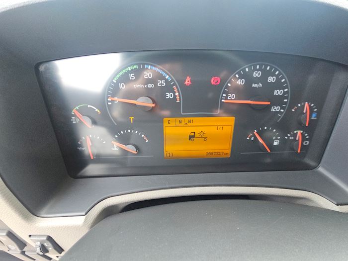 Image 26 - Volvo FE320 Fridge