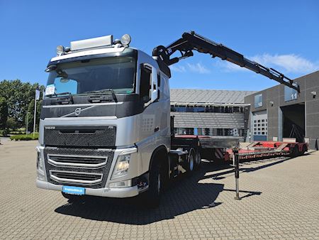 Volvo FH540, Kran