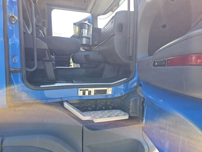 Image 17 - Scania R560 Hook lift
