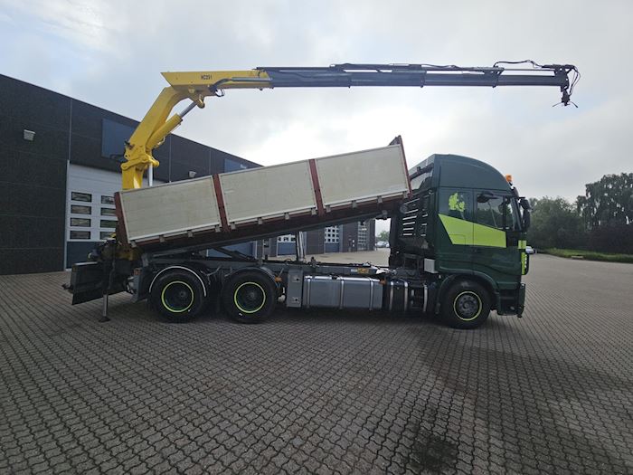 Bild 4 - Iveco Stralis 560 6x4 Abroller/Kran