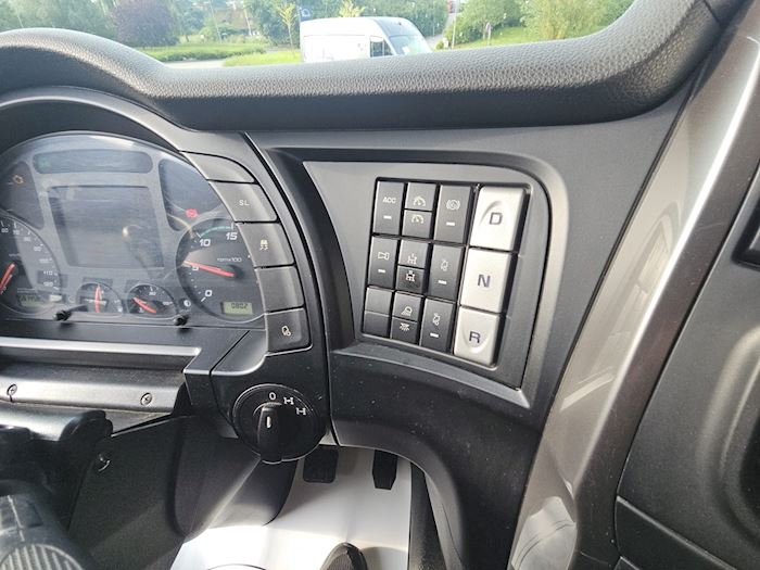 Bild 52 - Iveco Stralis 560 6x4 Abroller/Kran