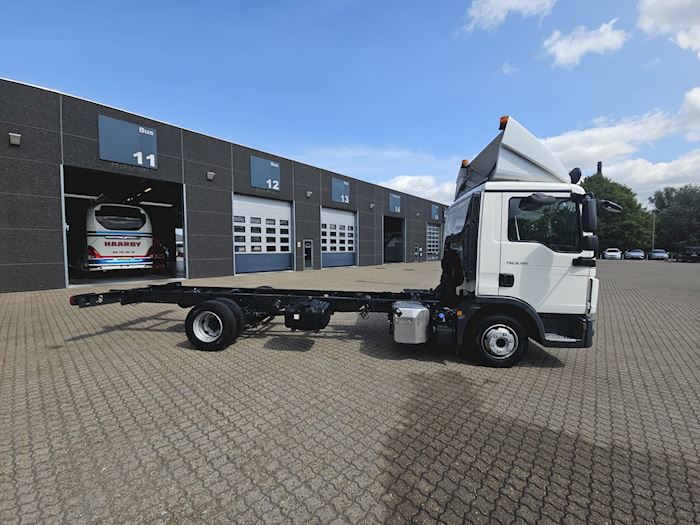 Image 12 - MAN TGL 8.190 Chassis