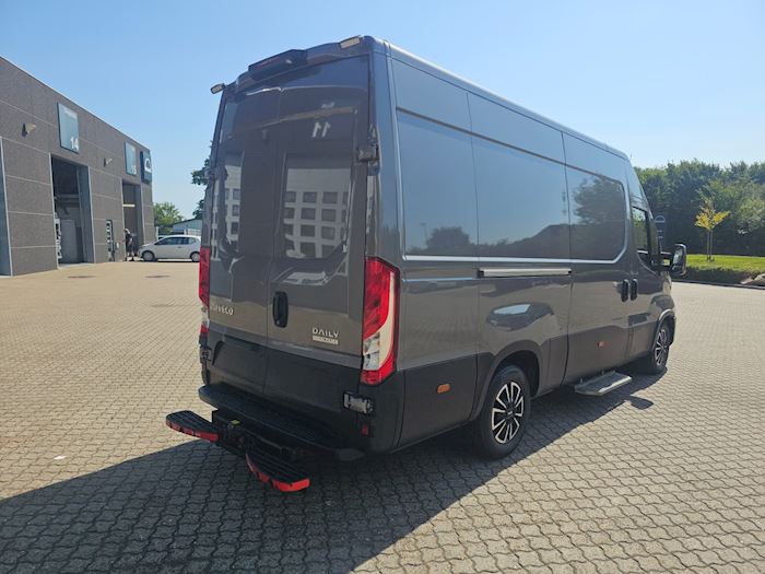 Billede 7 - Iveco Iveco Daily 35S18H A8 Kassevogn