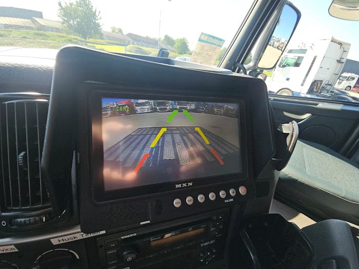 Bild 23 - Volvo FM330 6x2 Autotransporter