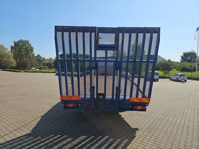 Bild 15 - Volvo FM330 6x2 Autotransporter