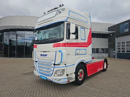 DAF XF450, Tractor