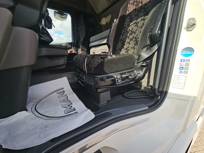 Billede 3 - Scania R650 6X2 Trækker
