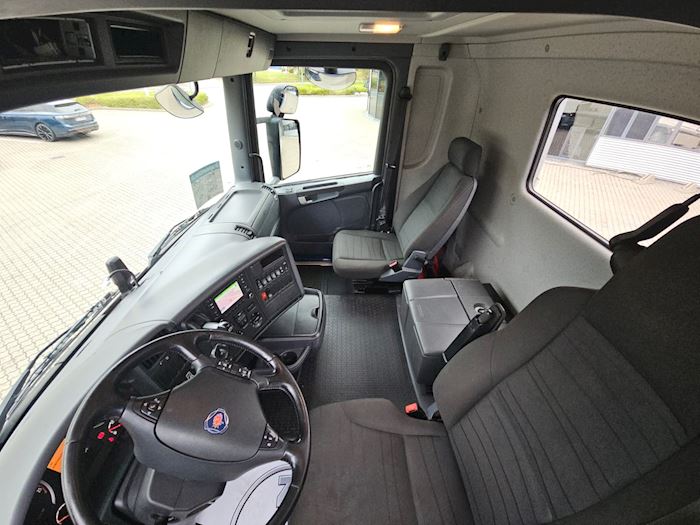 Billede 33 - Scania Scania R450 6X2-4 Knæklad