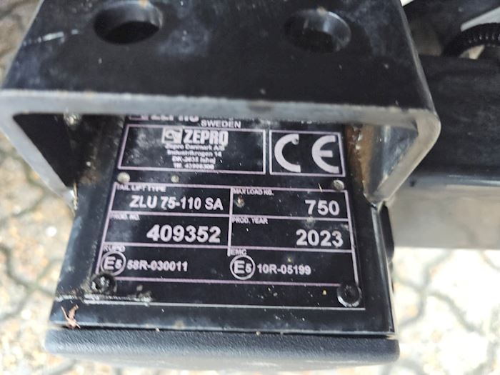 Image 15 - Iveco Daily 3,0 8 Pallers Closed box