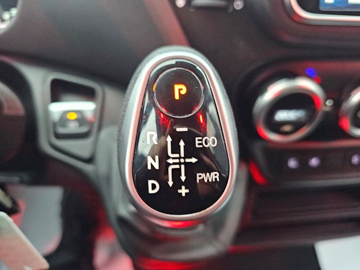 Image 34 - Iveco Daily 3,0 8 Pallers Closed box