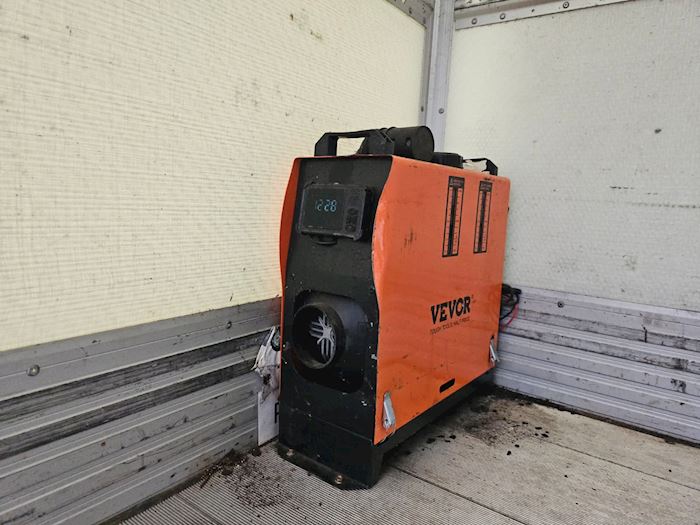 Image 11 - Iveco Daily 3,0 8 Pallers Closed box