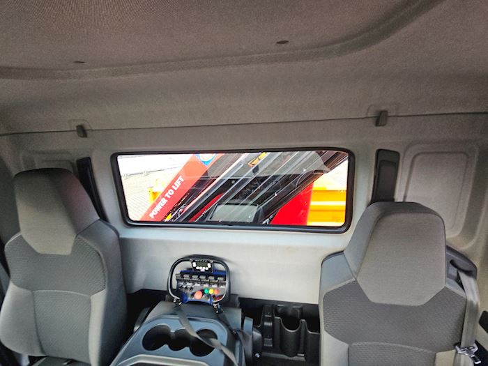 Image 18 - MAN TGL 8.220 Tipper/crane