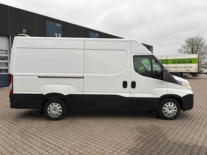 Billede 3 - Iveco Daily 2.3D 35S13 12M3 Aut Kassevogn