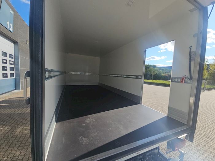 Billede 8 - MAN TGL 8.220 Lukket kasse