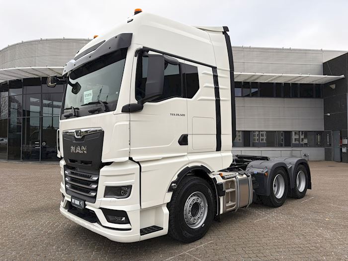 Billede 1 - MAN TGX 28.520 6X2/2 Trækker
