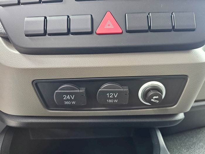 Billede 22 - MAN TGL 8.220 BL Lukket kasse