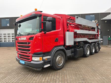 Scania G450 8X4, Gully emptier