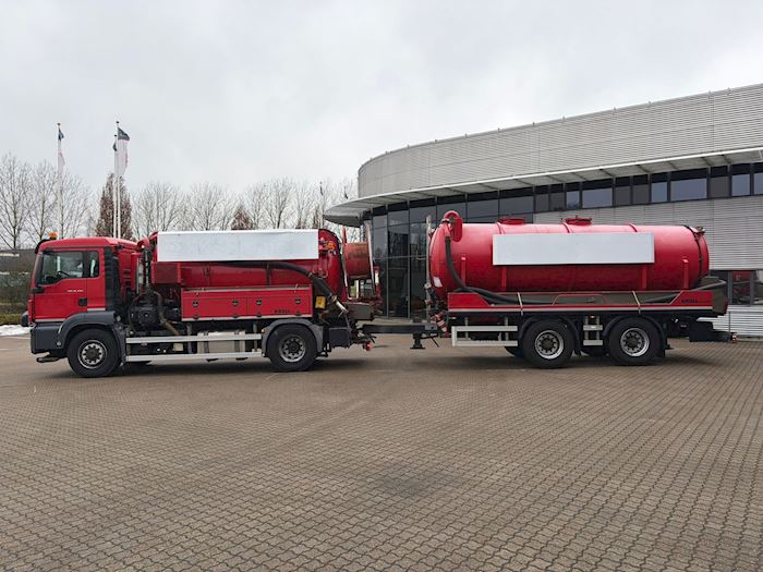 Image 10 - Robort ZFG220 Tank