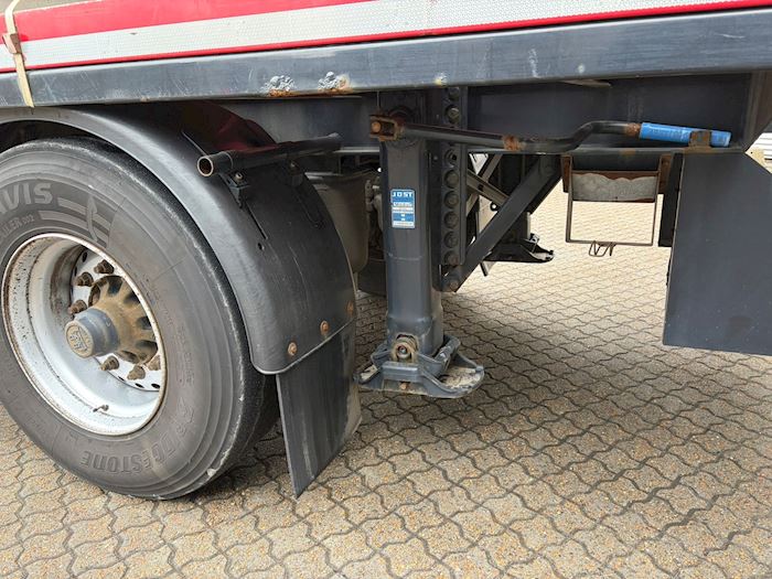 Image 14 - Robort ZFG220 Tank