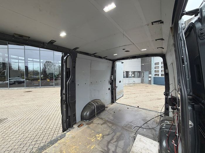 Billede 17 - VW Crafter 2,0 TDI A8 L3H2 Kassevogn