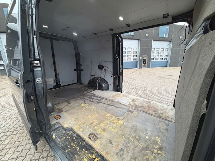 Billede 16 - VW Crafter 2,0 TDI A8 L3H2 Kassevogn