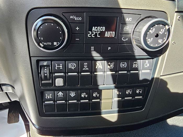 Bild 21 - MAN TGL 10.220 Kippanhänger